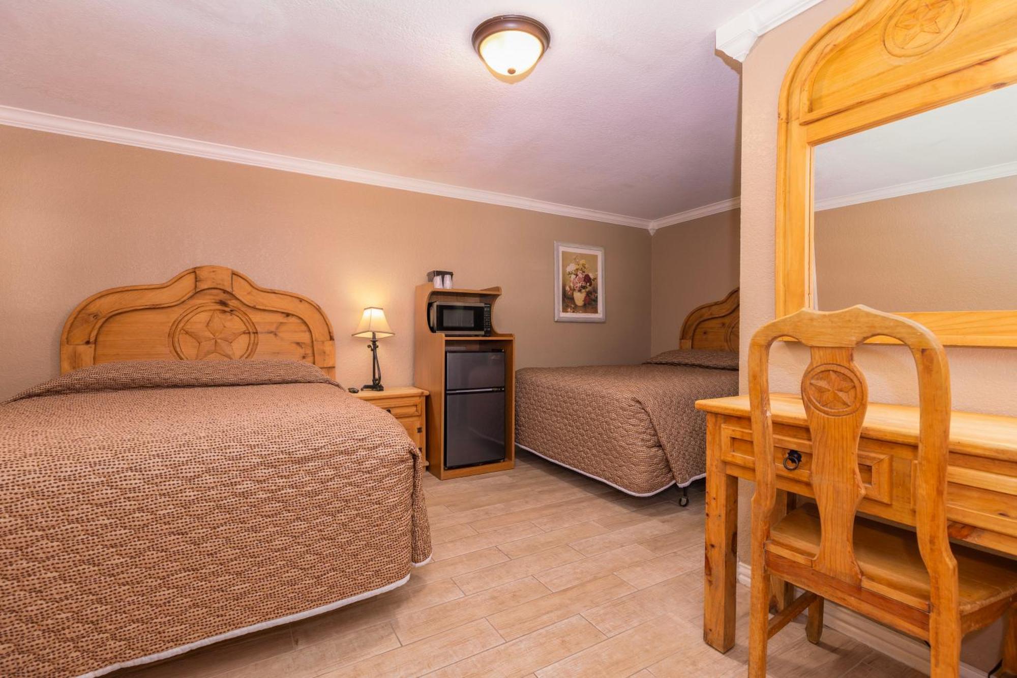 Country Inn Motel Фредеріксбург Екстер'єр фото
